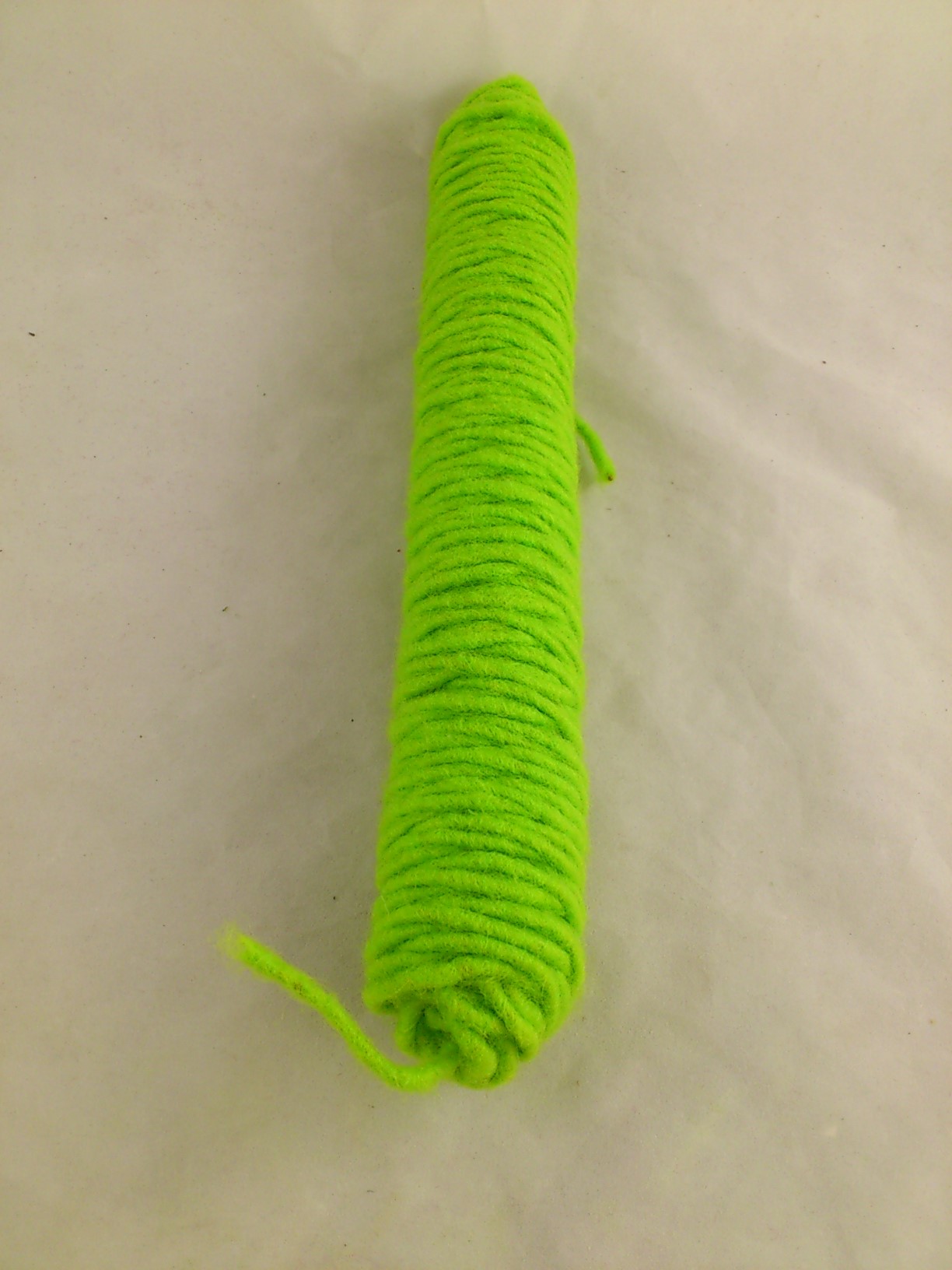 String of wool 55 m. limegreen (GU33)